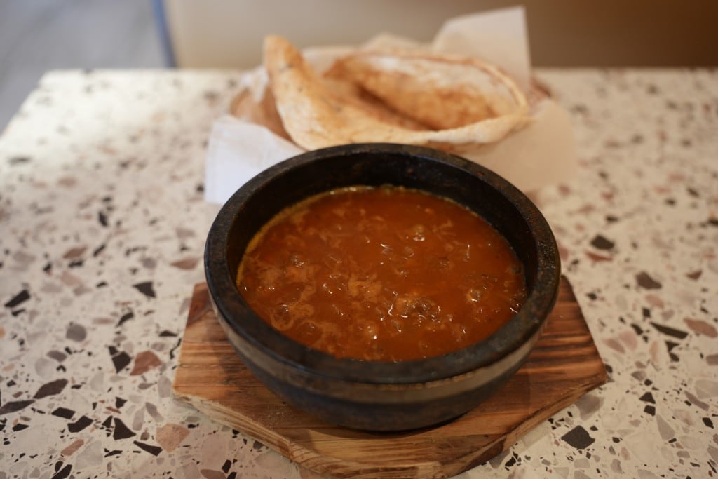 Fahsa served at the Yemeni restaurant Diyar Al Yemen in Marietta, GA. Photo credit: Gabriela Henriquez Stoikow.